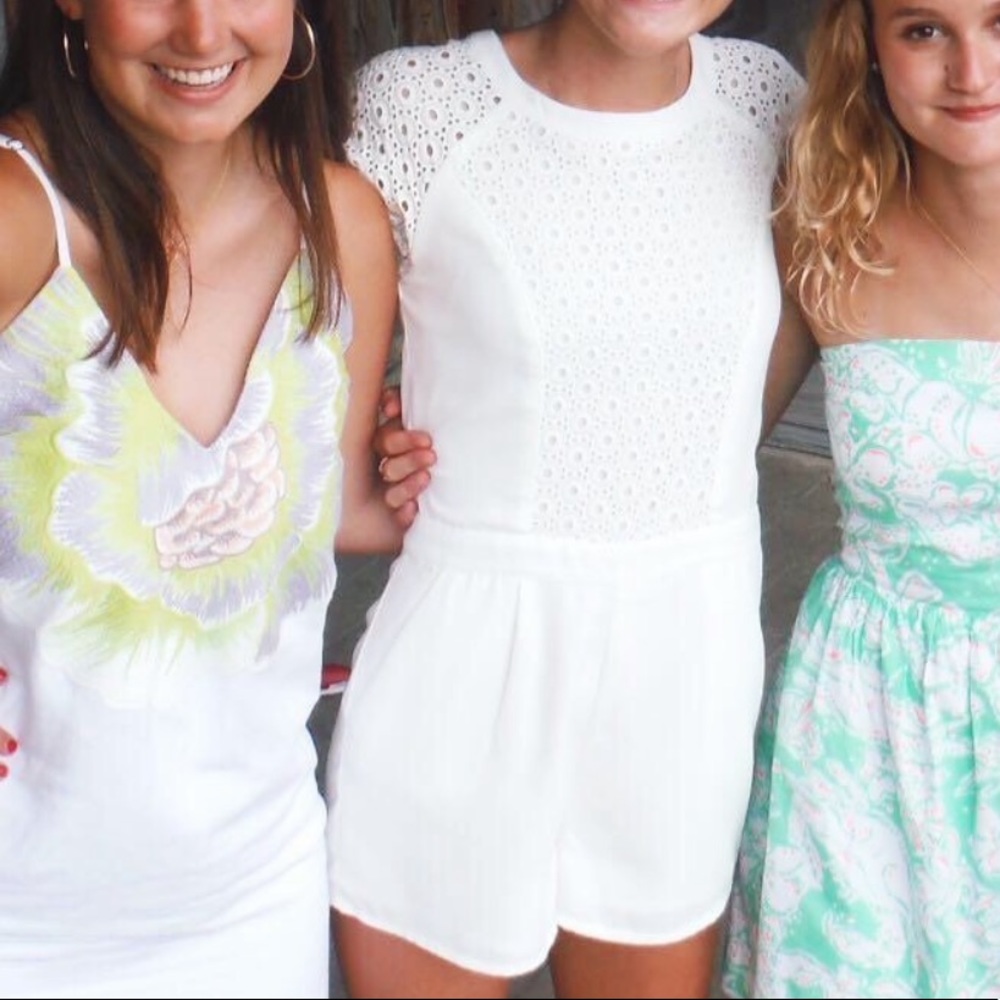 White romper - Picture 2 of 2